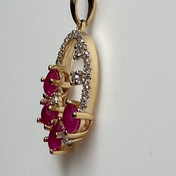 10K Yellow Gold Ruby and Diamond Cluster Pendant with Chain Natural Gemstones - Picture 7 of 16
